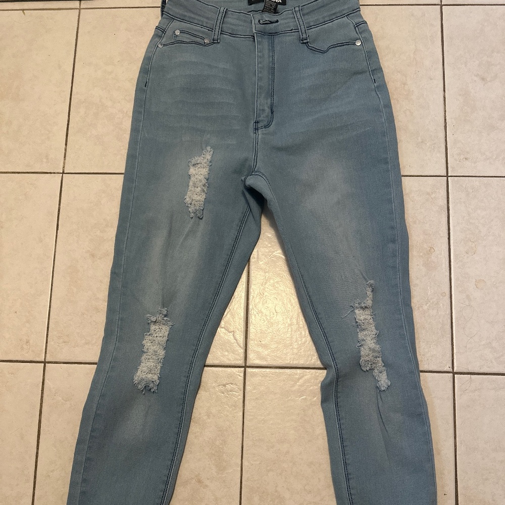 Fashionova jeans never worn (light blue)